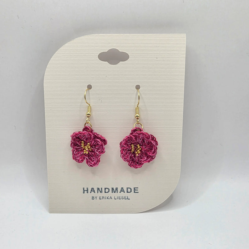 Handmade crochet flower earrings with gold beads, cozy and creative gift