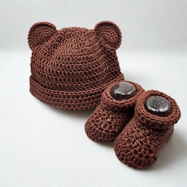 Handmade crochet bear hat and booties set for babies, cozy and adorable newborn gift