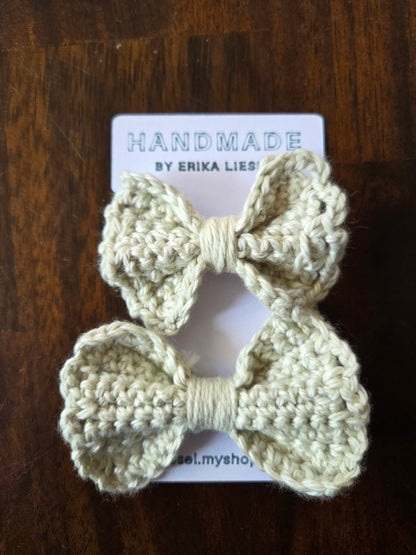 The Mini and Me - Crochet Bow Set - Handmade by Erika Liesel